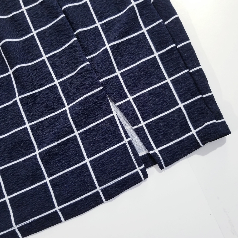 SHEIN Plaid 2 Set Crop Set & Skirt Large - Picture 10 of 14